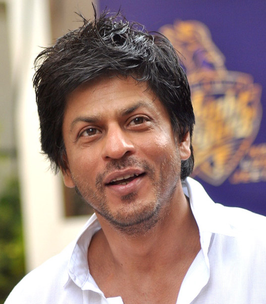 Shahrukh_interacts_with_media_after_KKR's_maiden_IPL_title